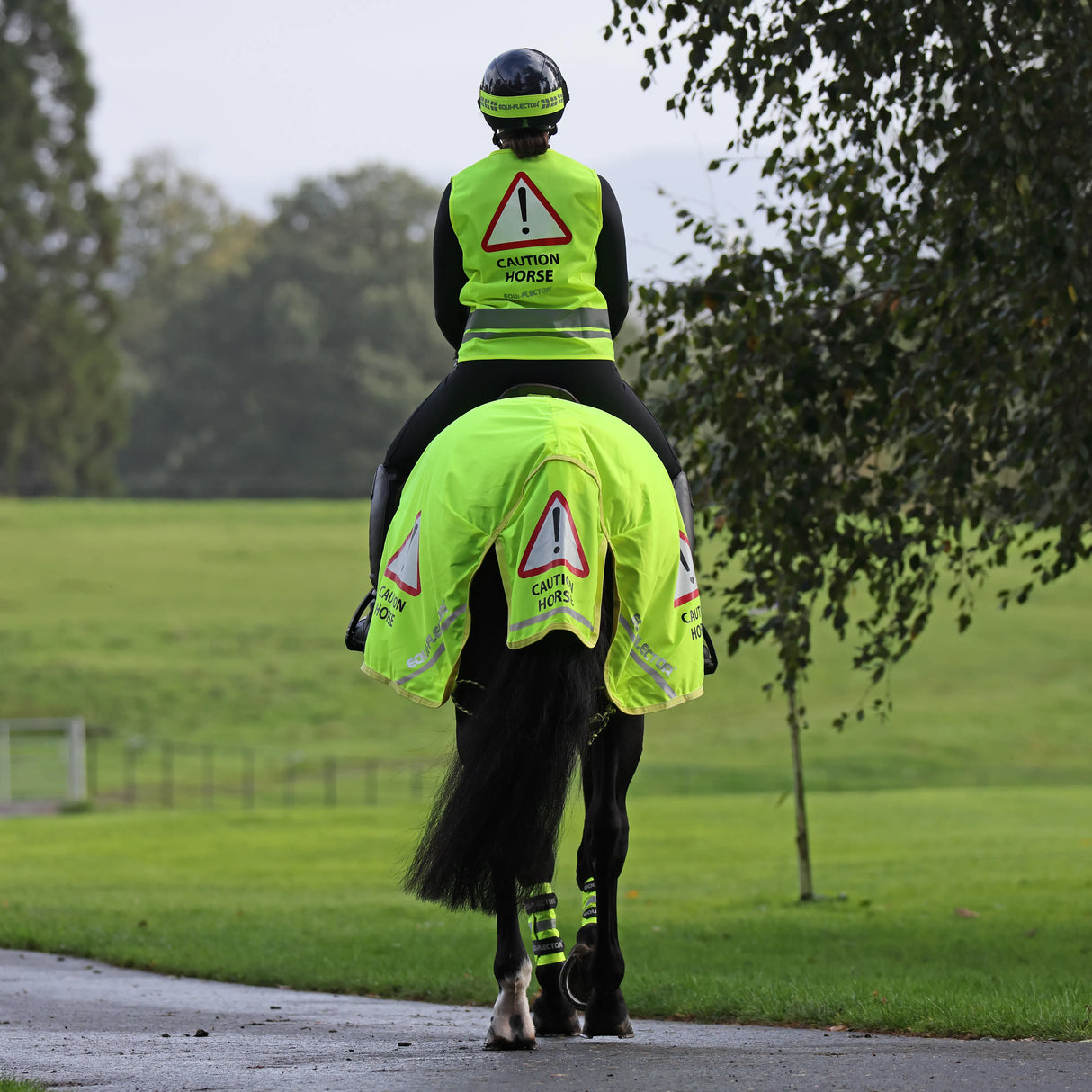 Shires EQUI-FLECTOR Mesh Exercise Sheet #colour_yellow